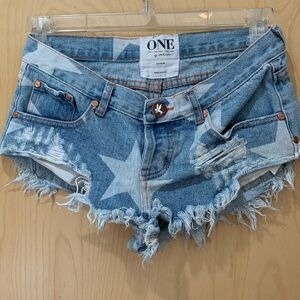 Star shorts